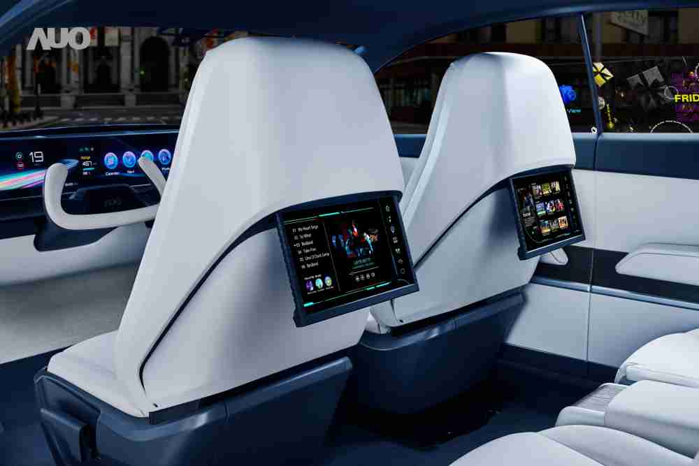 人生就是博将于CES 展示全新Smart Cockpit 2024，，，，可紧密串连使用者多元需求，，，，并革新座舱内部的应用和设计，，，带来身历其境且引人入胜的视觉飨宴，，，，满足驾乘人员的全方位体验